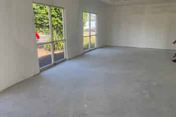 Red Beach Retail – ex Domino’s pizza