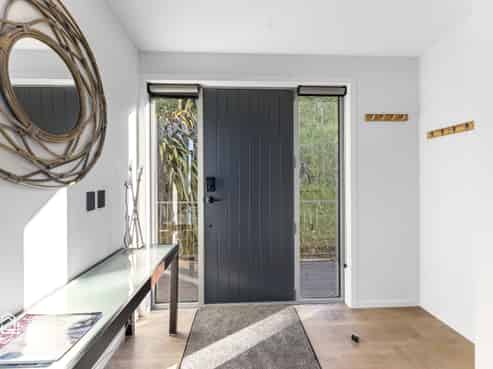 73 Ravenswood Road, Saint Clair