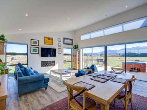 1096 Woodstock Road, Oxford