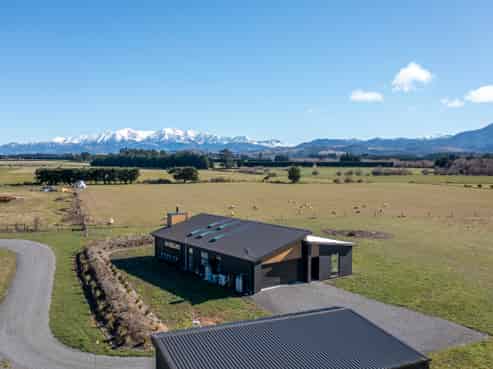 1096 Woodstock Road, Oxford