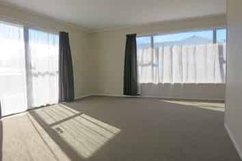 2B Churchill Street, Pukekohe