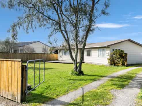 4 Roslyn Road, Levin