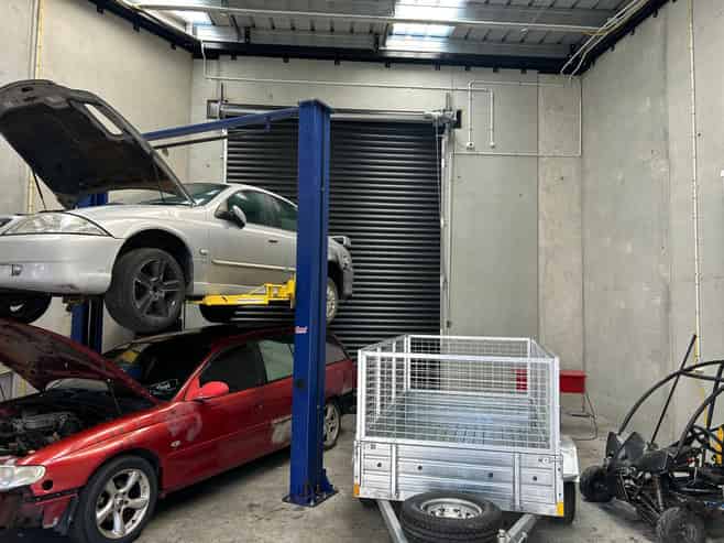 Drive through industrial unit