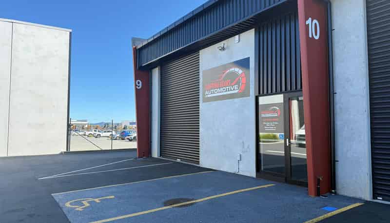 9/15 Earthmover Crescent Burbush, Burbush