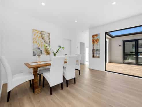 Auckland - Address withheld