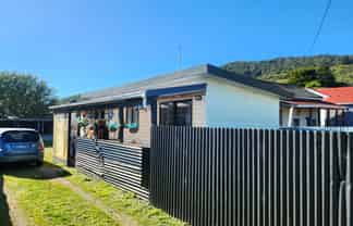 11 Thompson Street, Greymouth
