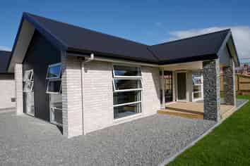 Vinegar Hill Road, Kauri