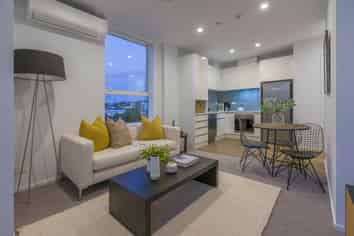 302/26c Racecourse Parade, Avondale