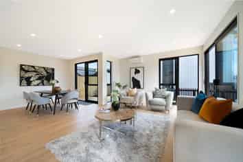 37 Paretao Street, Massey