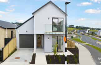 37 Paretao Street, Massey