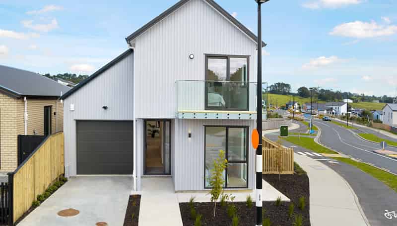 37 Paretao Street, Massey