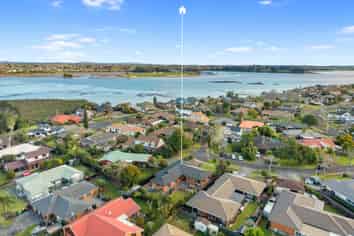 12 Carlinka Place, Conifer Grove
