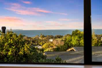 95A Braemar Road, Castor Bay