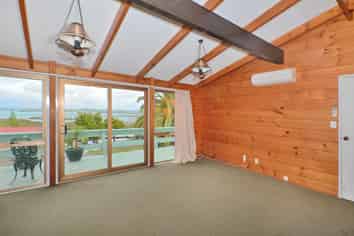 41 West View Crescent, Onerahi