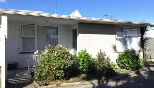 4/49 Brockworth Place, Riccarton