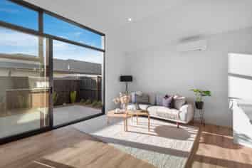 1/117 Mays Road, Saint Albans