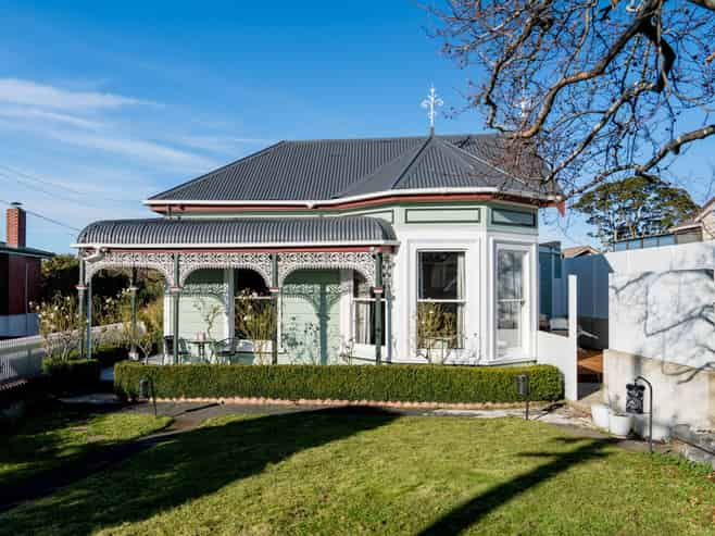 143 Kenmure Road, Kenmure