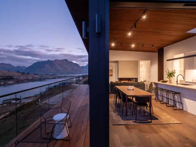 8 McGregor Lane, Queenstown Central
