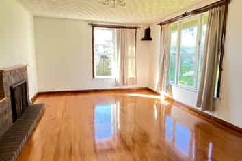 87 Hillsborough Road, Hillsborough