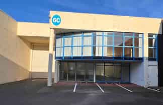 HIGH EXPOSURE NORTH SHORE RETAIL
