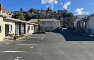 George St Dunedin 16 Unit Motel plus 3-4 Bed Home