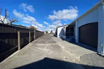 2/63 Clifton Drive, Waitara