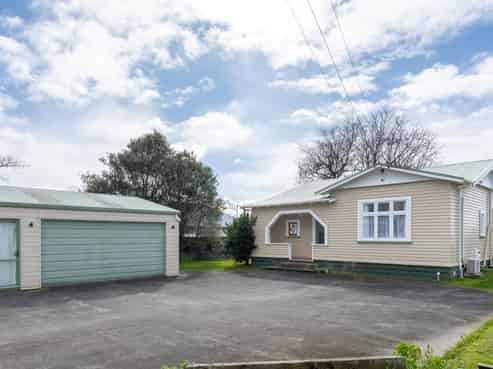 40 Trafalgar Street, Levin