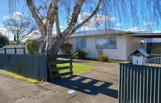 1 Chatsworth Place, Highbury
