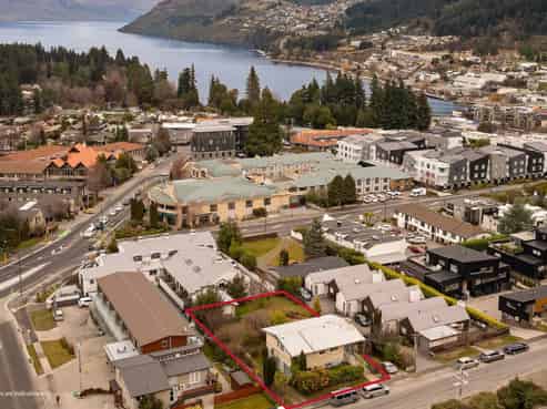 Development gold – Queenstown Central