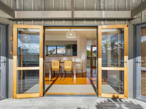 102 Leighton Road, Whangamata
