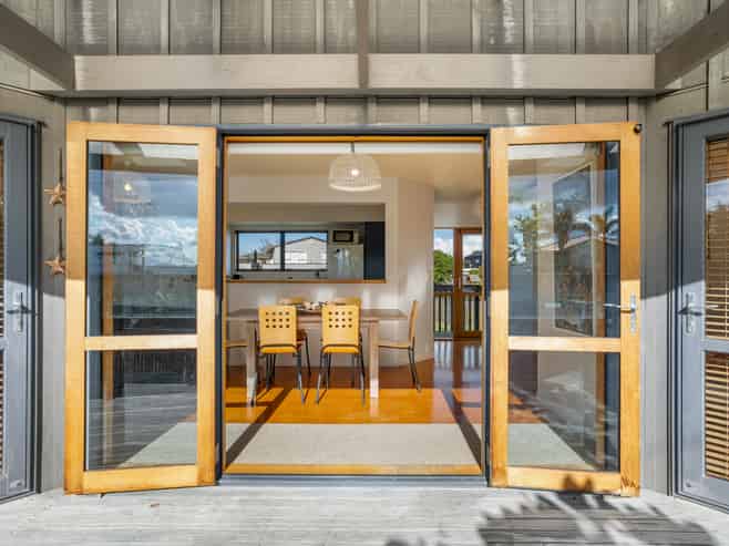 102 Leighton Road, Whangamata