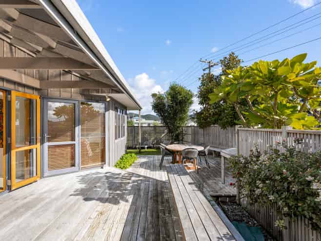 102 Leighton Road, Whangamata