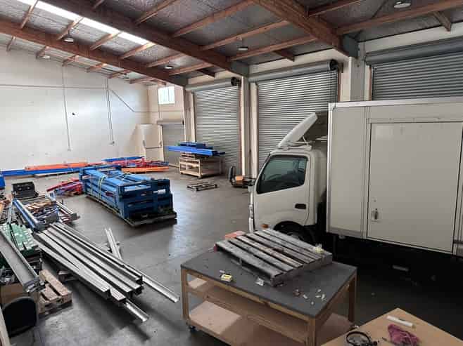 5 Roller doors 4 U