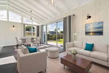 22 Wallace Rd, Mangere Bridge