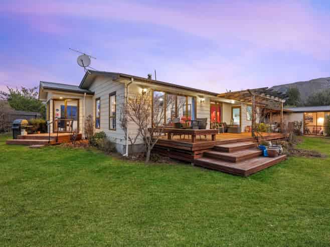 202 Stone Street, Wanaka