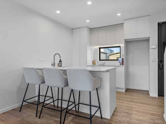 1/102 Warrington Street, Edgeware