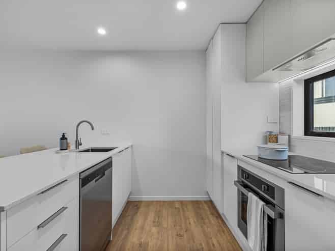 1/102 Warrington Street, Edgeware
