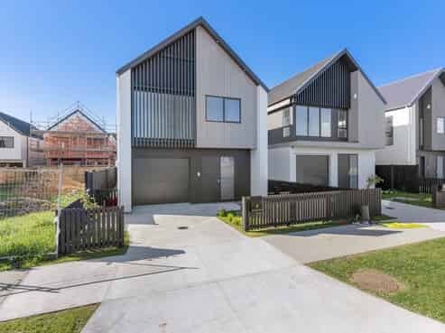 11 Shropshire Street, Karaka