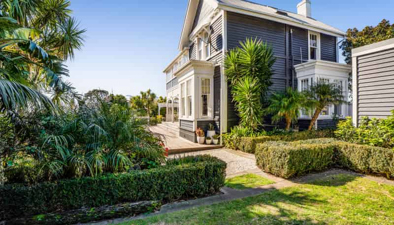 5 Rogan Street, New Plymouth