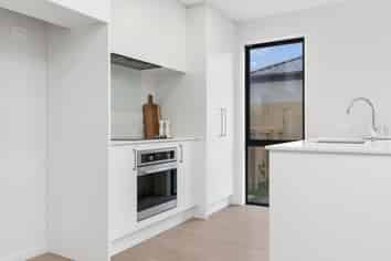 32a Llew Summers Street, Belfast