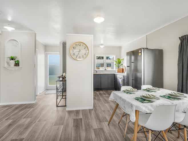 16 Cameron Road, Hamilton East