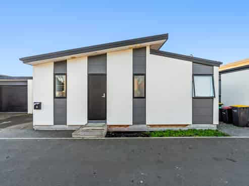 7 League Lane, Phillipstown