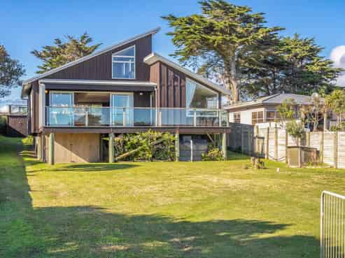 8 Rodney Avenue, Te Horo
