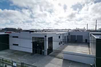 City Fringe - Warehousing With Maximum Versatility