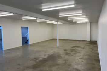 City Fringe - Warehousing With Maximum Versatility