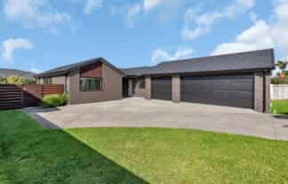 351 One Tree Point Road, One Tree Point