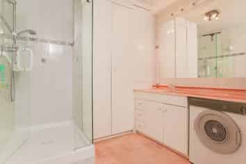 8/25 Stanley Point Road, Stanley Point