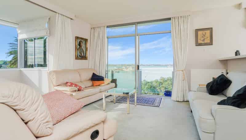 8/25 Stanley Point Road, Stanley Point
