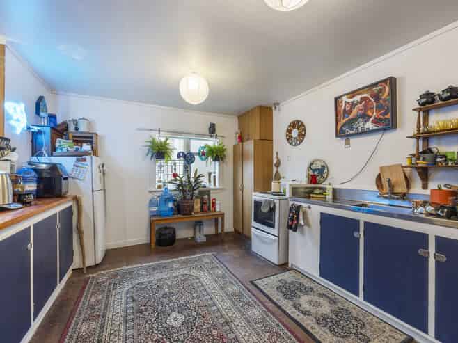 96 Bridge Street, Eltham
