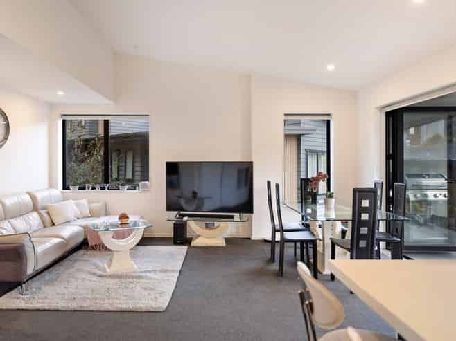 10 St Laura's Lane, Queenstown Hill